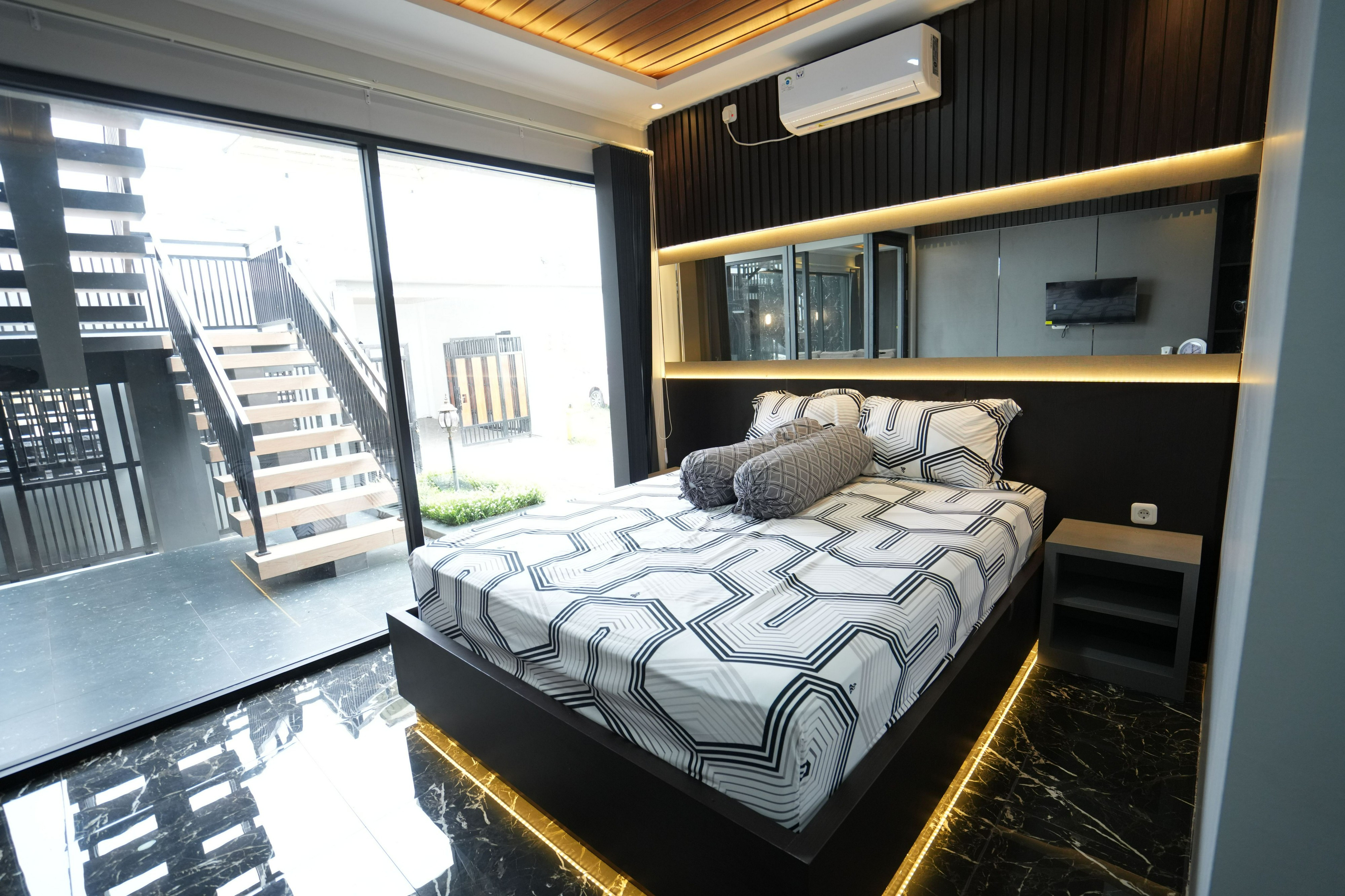 Others 3, Montana Villa Lembang, Bandung