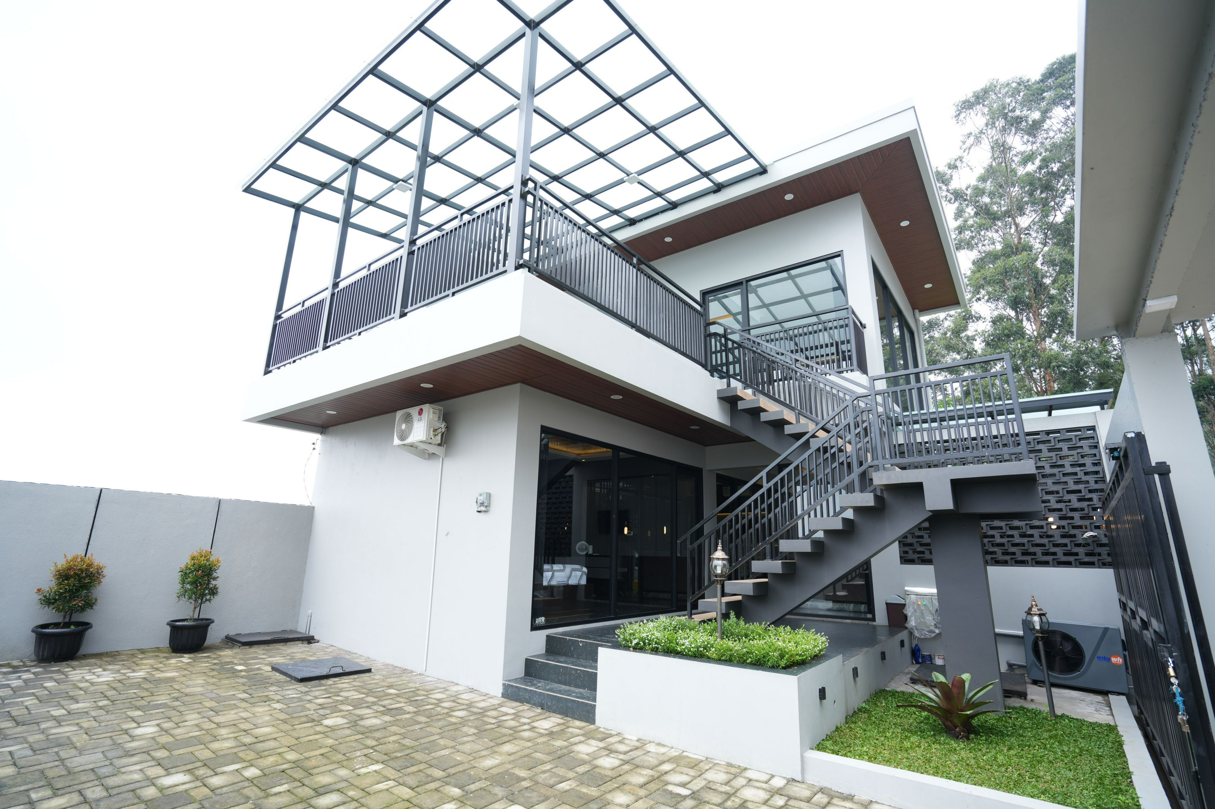 Others 1, Montana Villa Lembang, Bandung