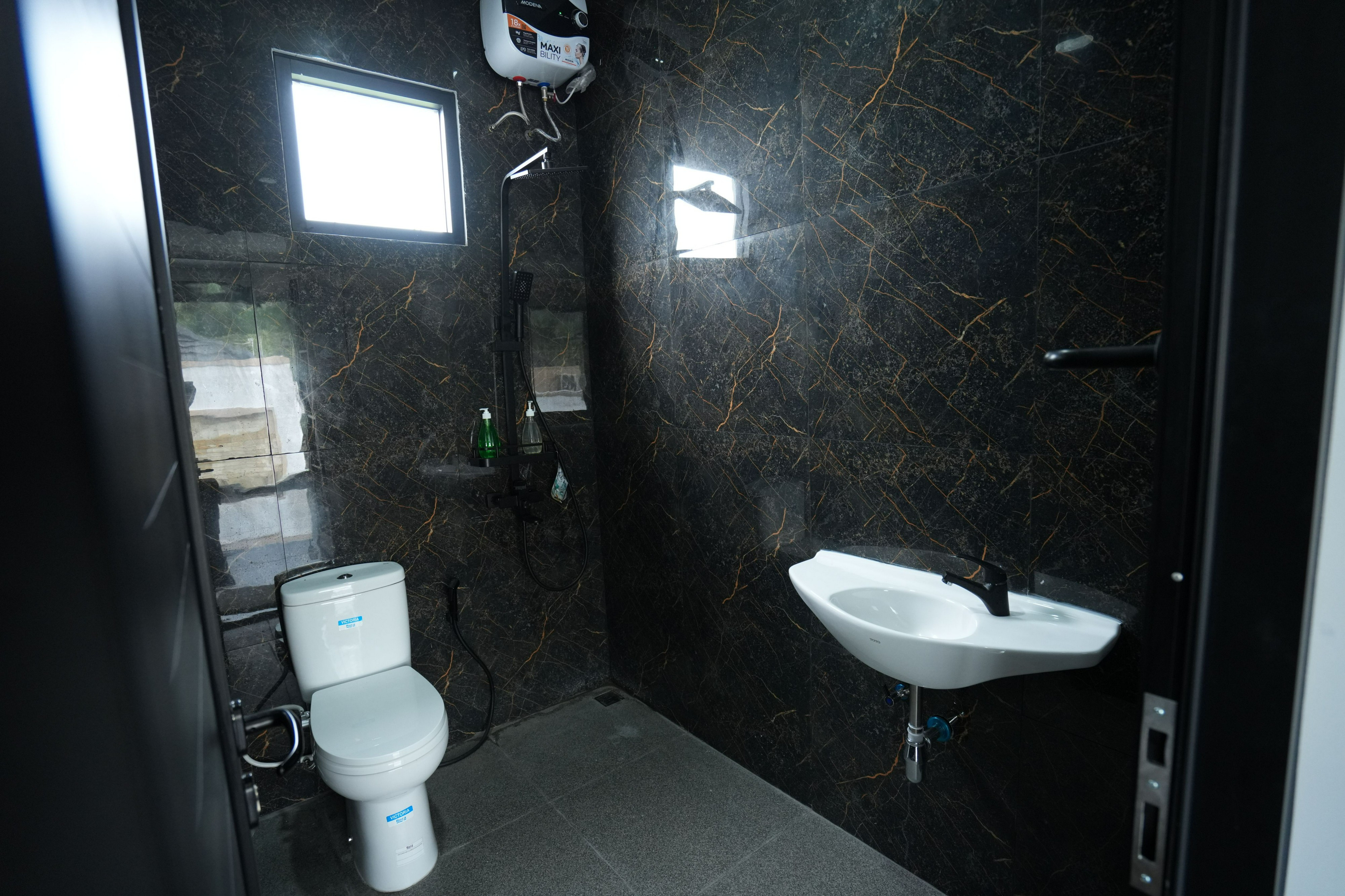 Bathroom 5, Montana Villa Lembang, Bandung