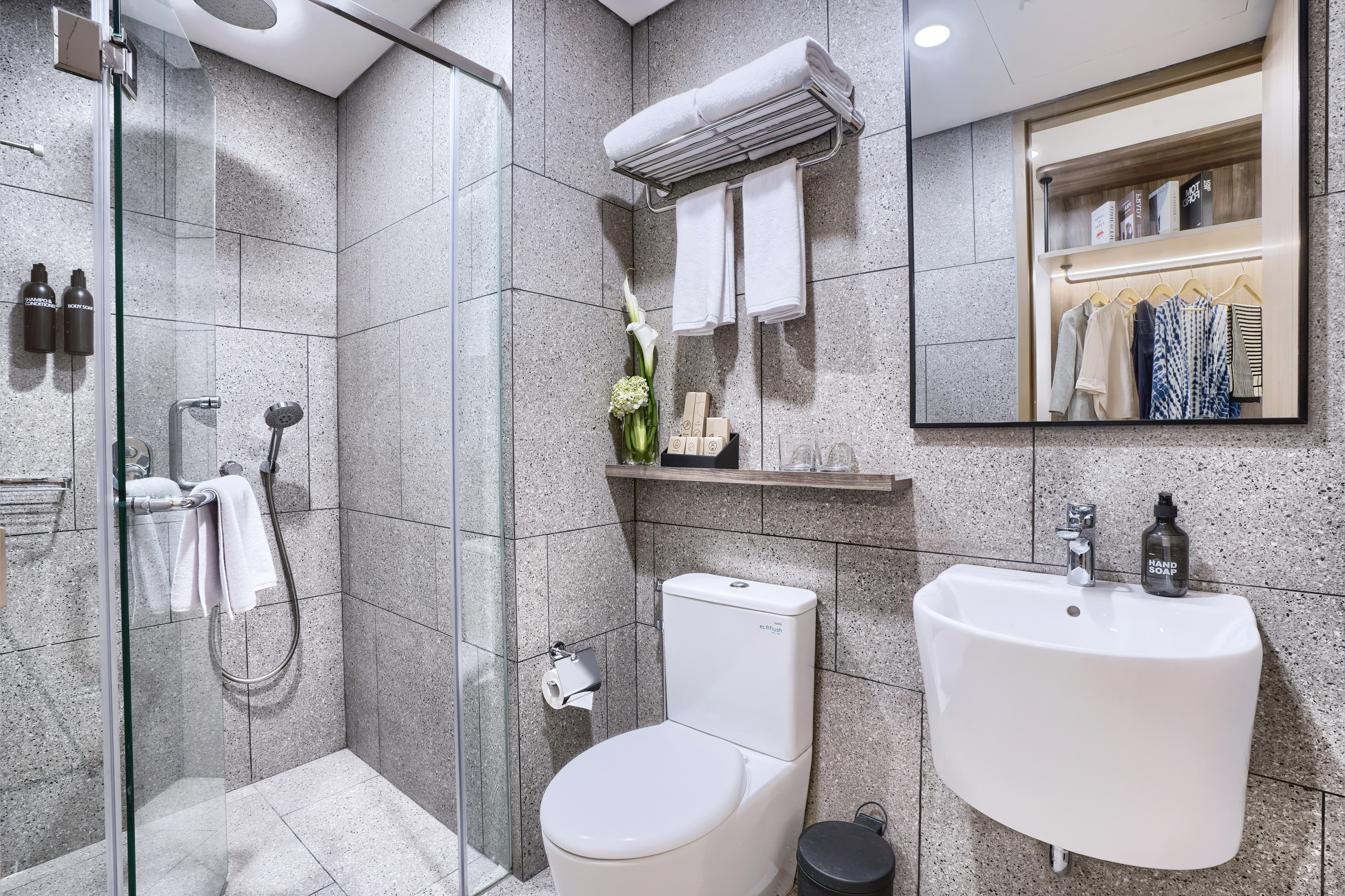 Bathroom 5, Citadines Antasari Jakarta, South Jakarta