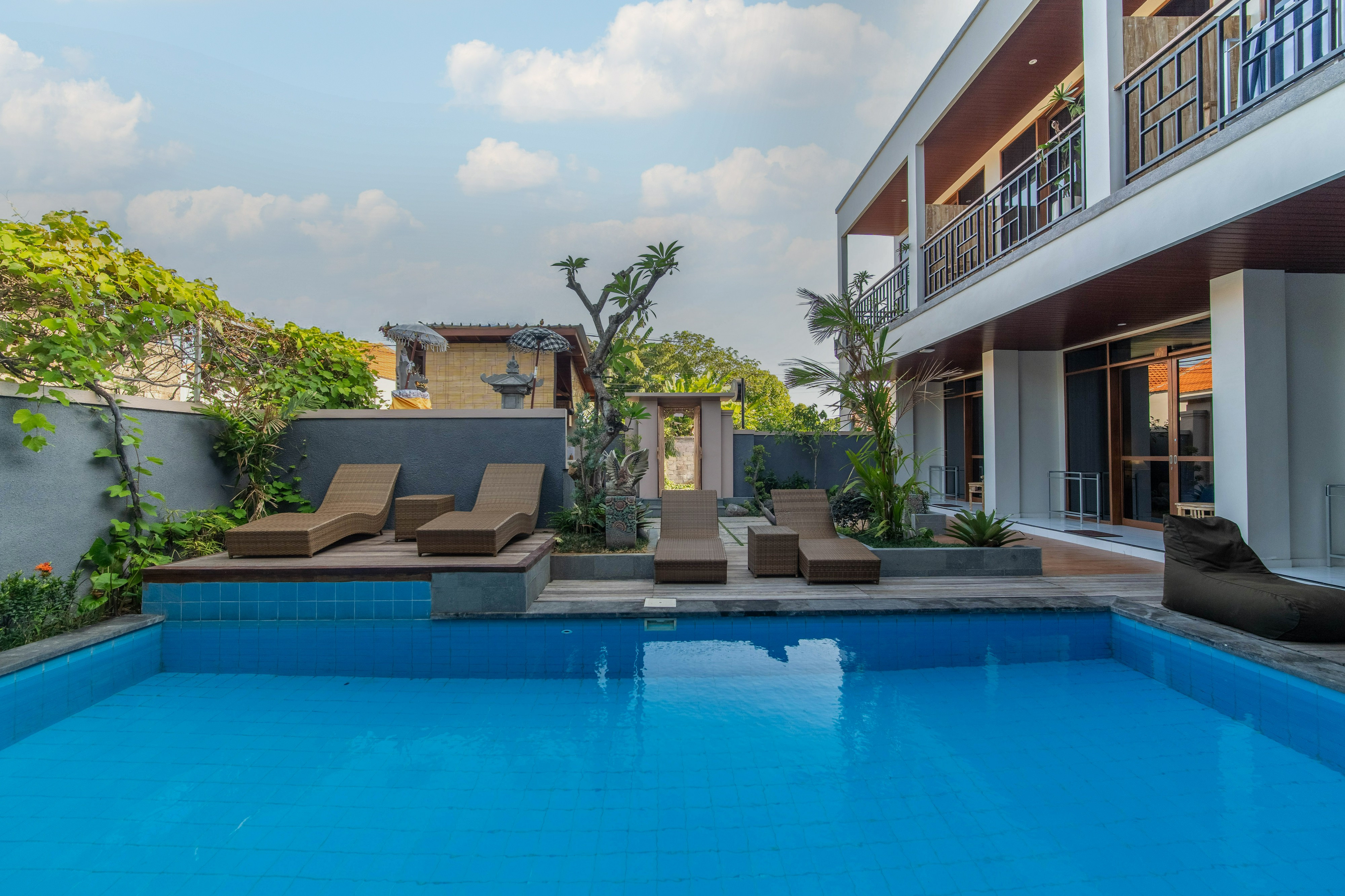 Swimming Pool 4, Skyline Sanur by Manara, Denpasar