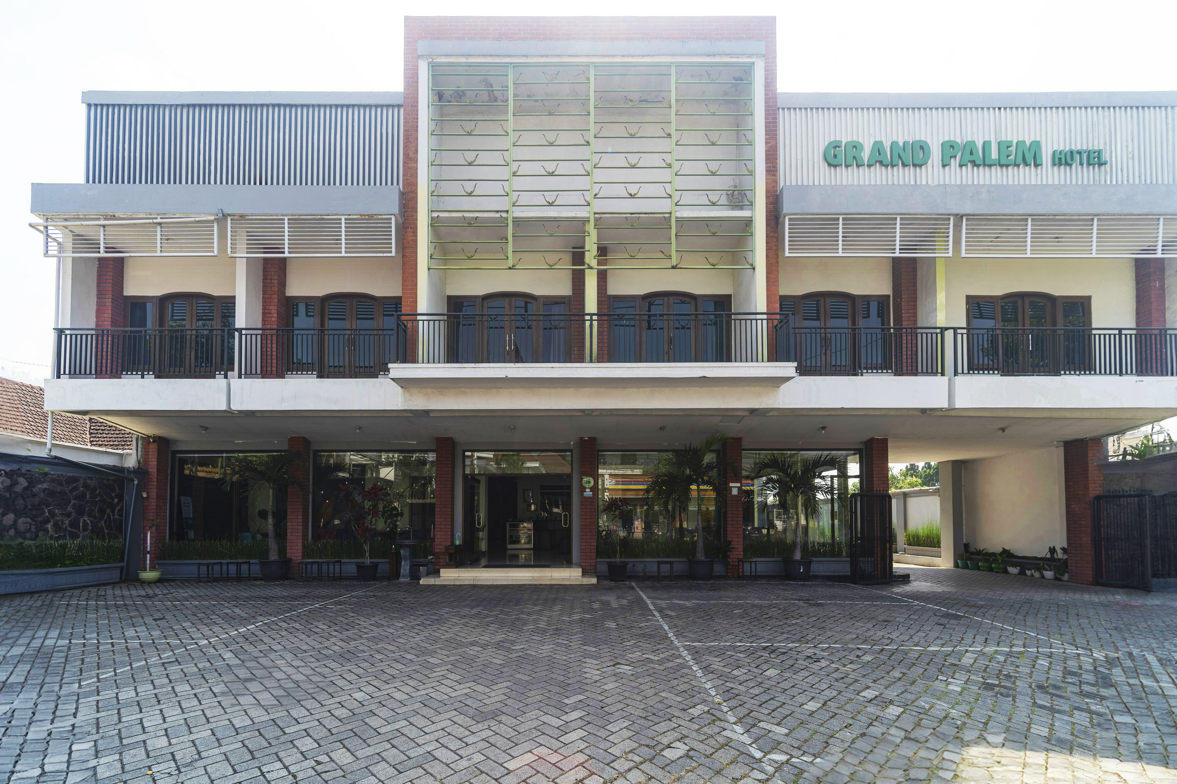 Others 4, Urbanview Hotel Grand Palem near Alun Alun Batu, Malang