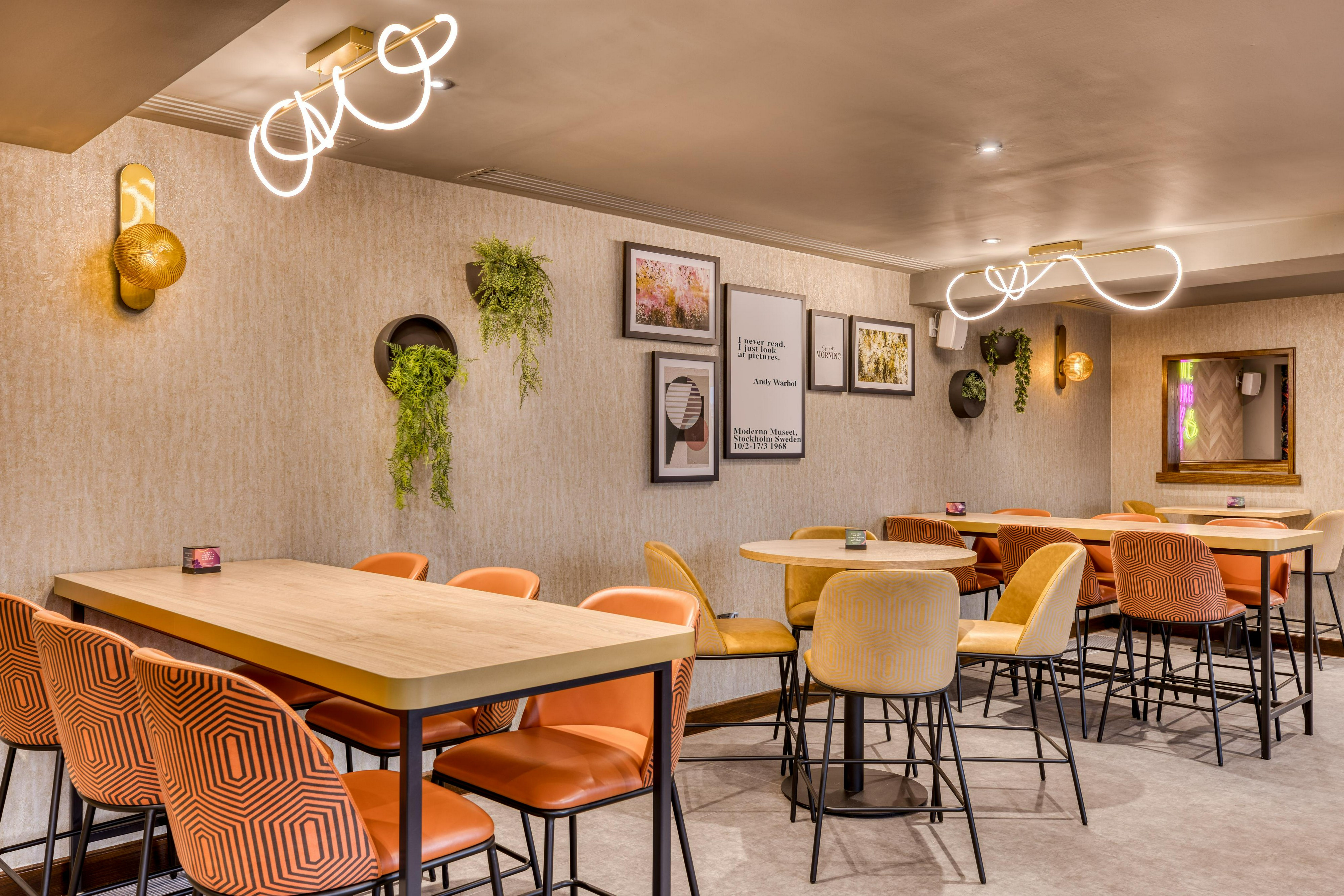 Food & Drinks 4, Premier Inn Glasgow - Paisley, Renfrewshire