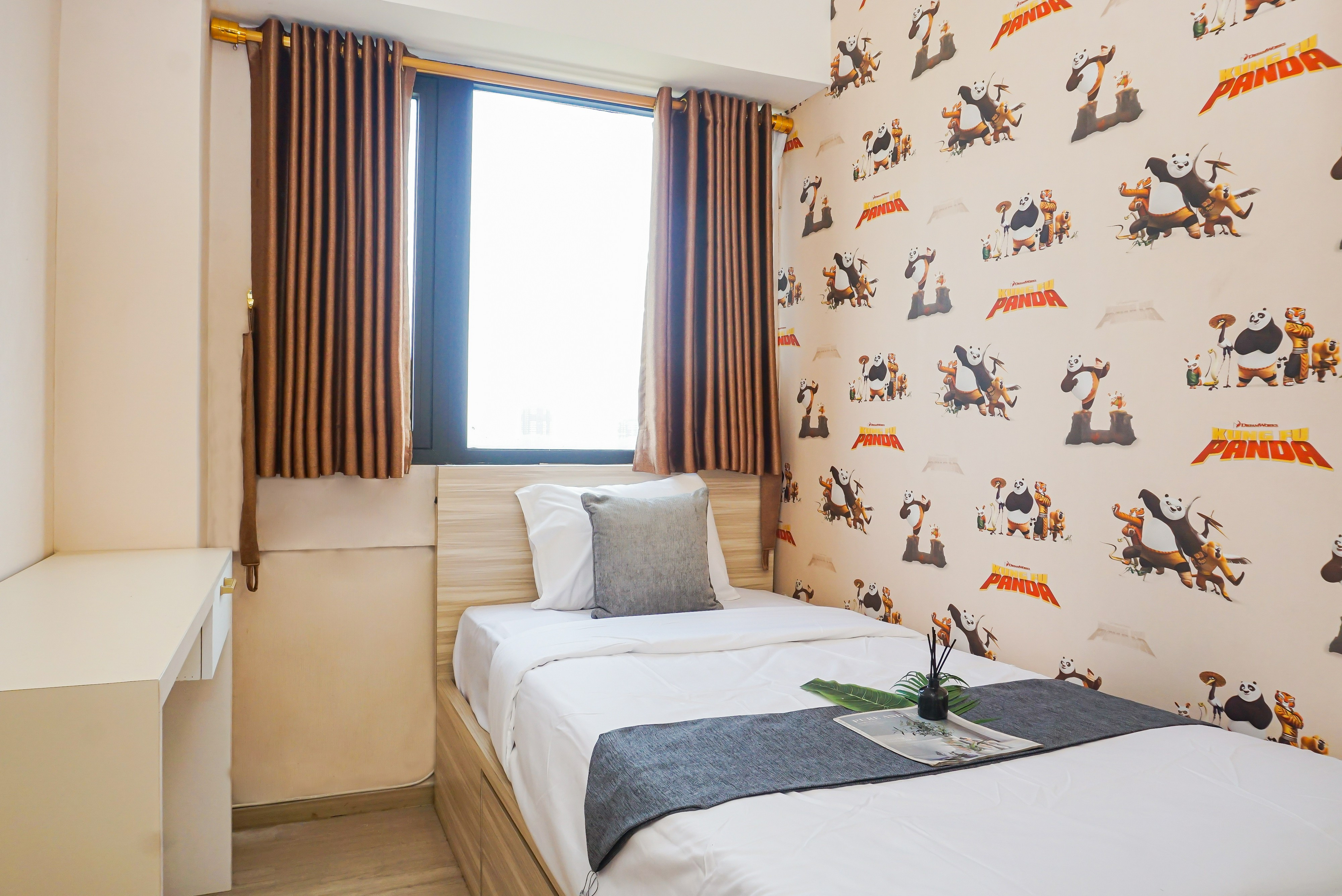 Bedroom 5, Serene Spacious 3BR at Apartment Meikarta District 1 By Travelio, Cikarang