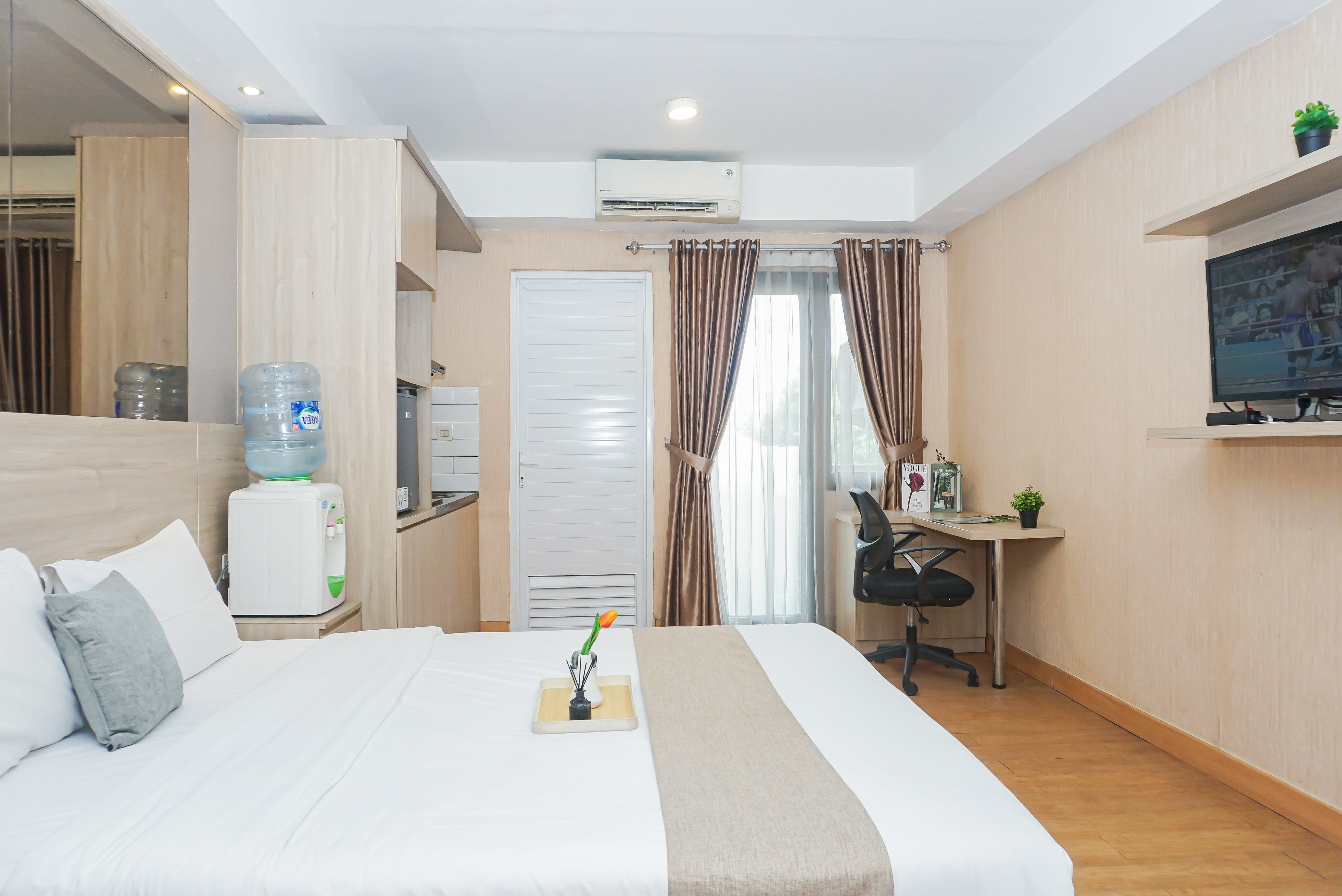 Bedroom 4, Cozy Stay Studio at Apartment Metropark Condominium Jababeka By Travelio, Cikarang