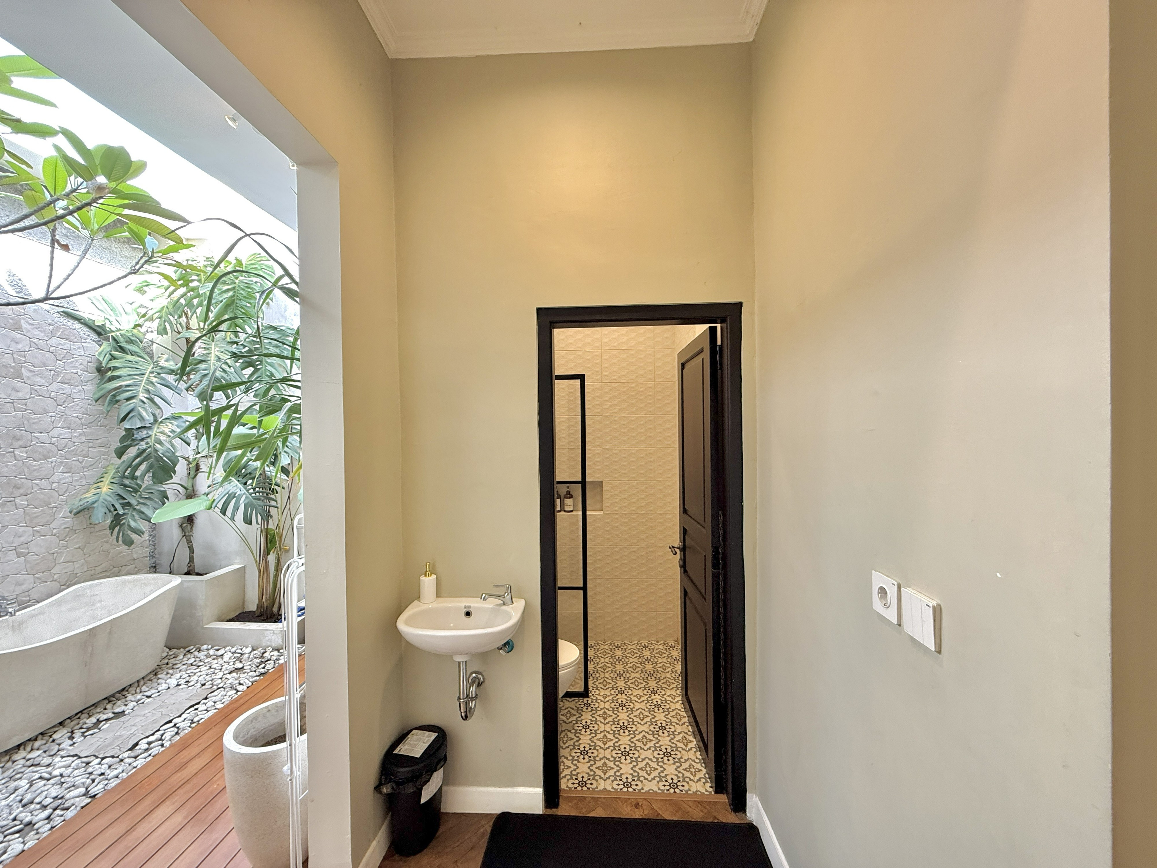Bathroom, Villa Sakala Lite Sentul by SAKALAVASA, Bogor