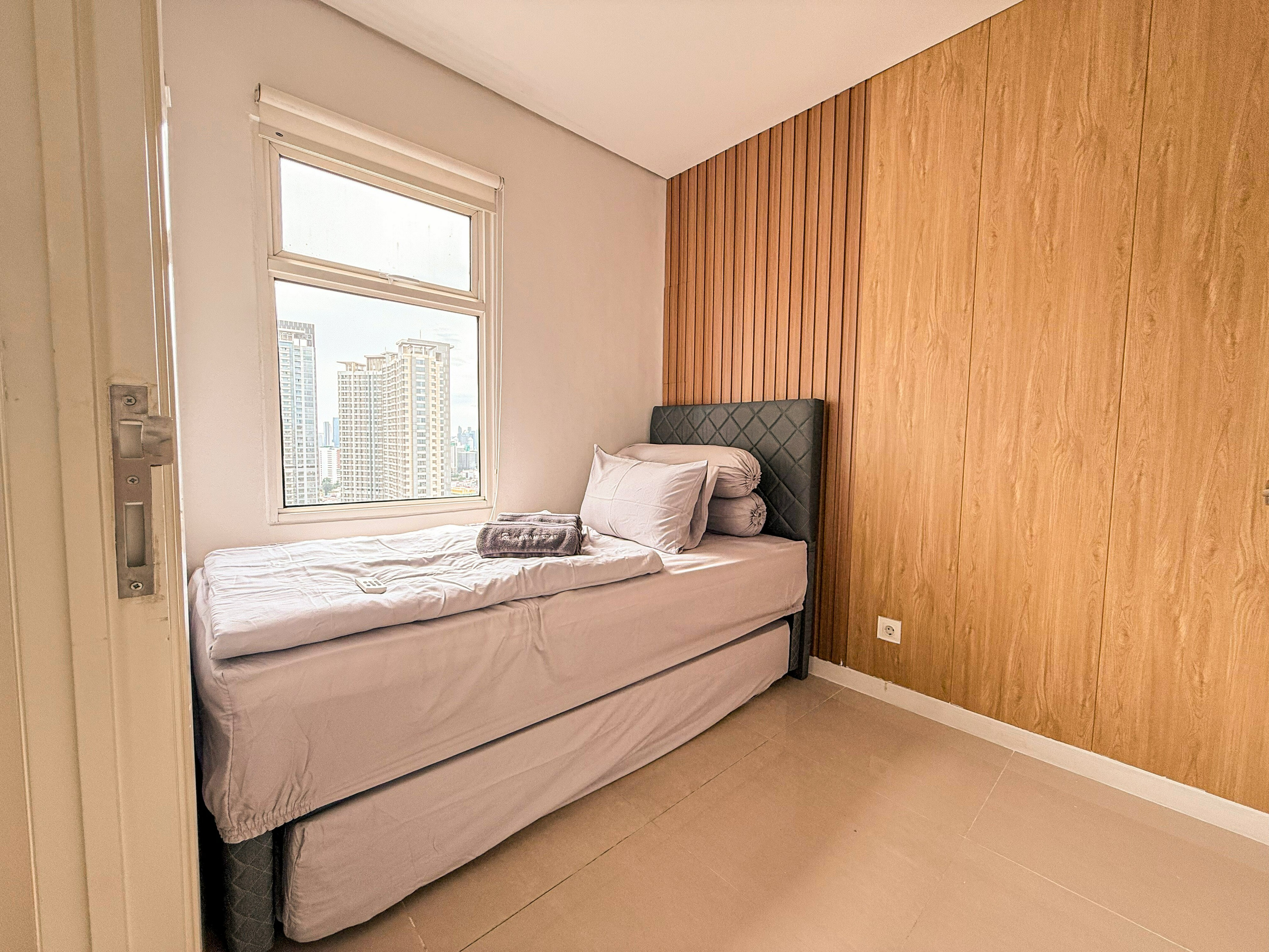 Others 2, ARRAM 035 Madison Park next to Central Park Mall, Jakarta Barat
