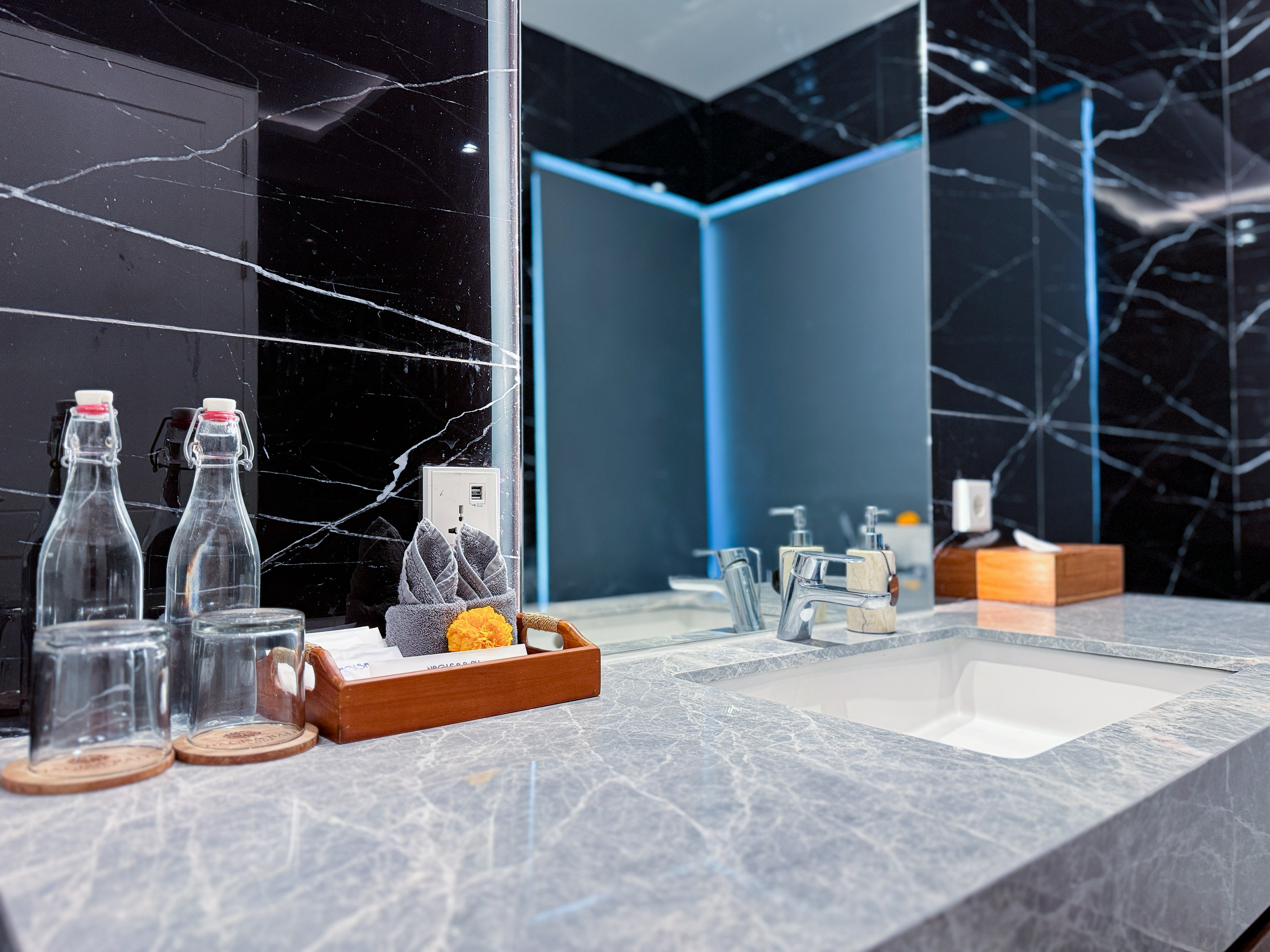 Bathroom 4, Villa Louis Legian by Nagisa Bali, Badung