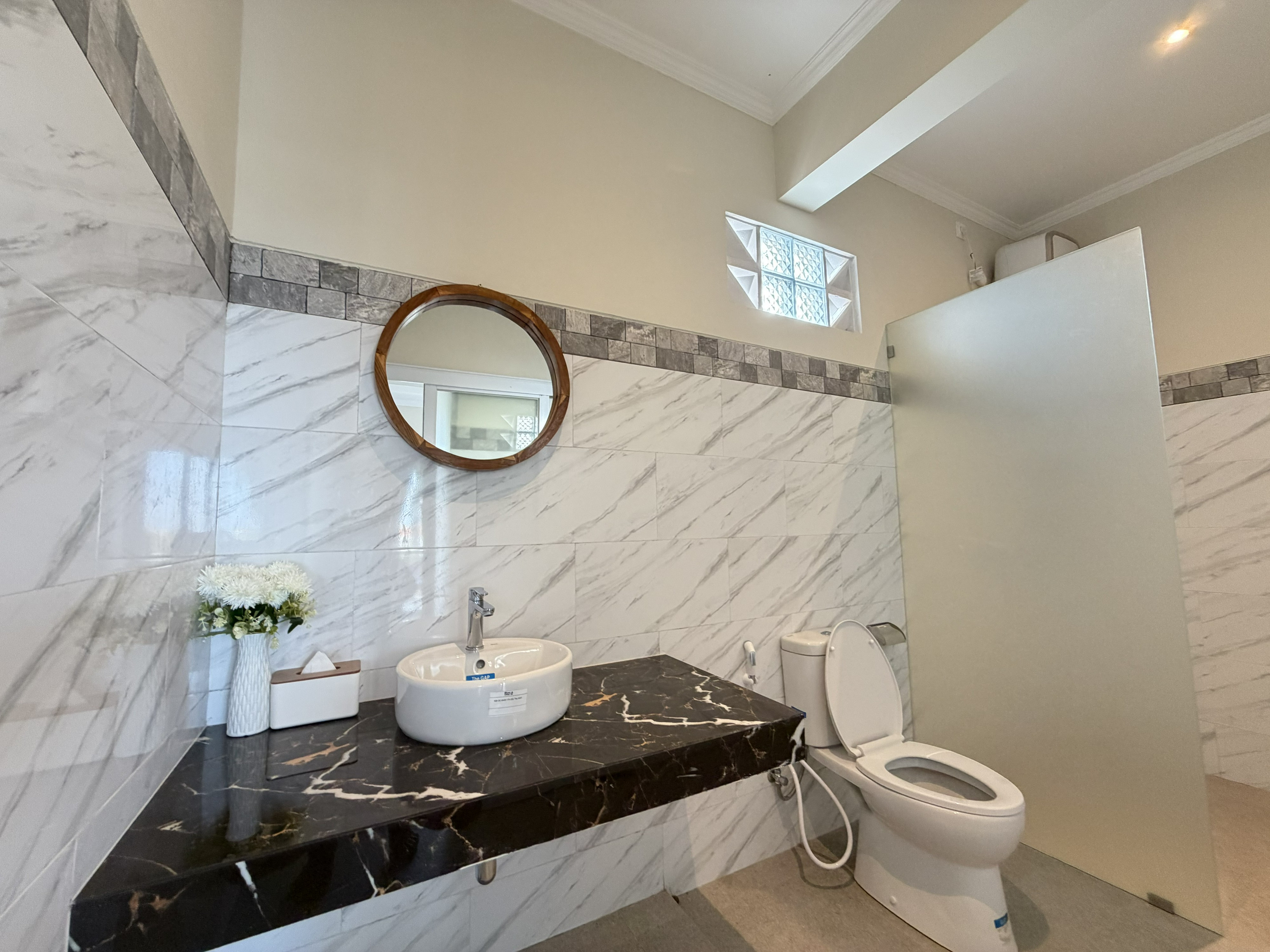 Bathroom 4, Bunut Sari Guesthouse, Badung