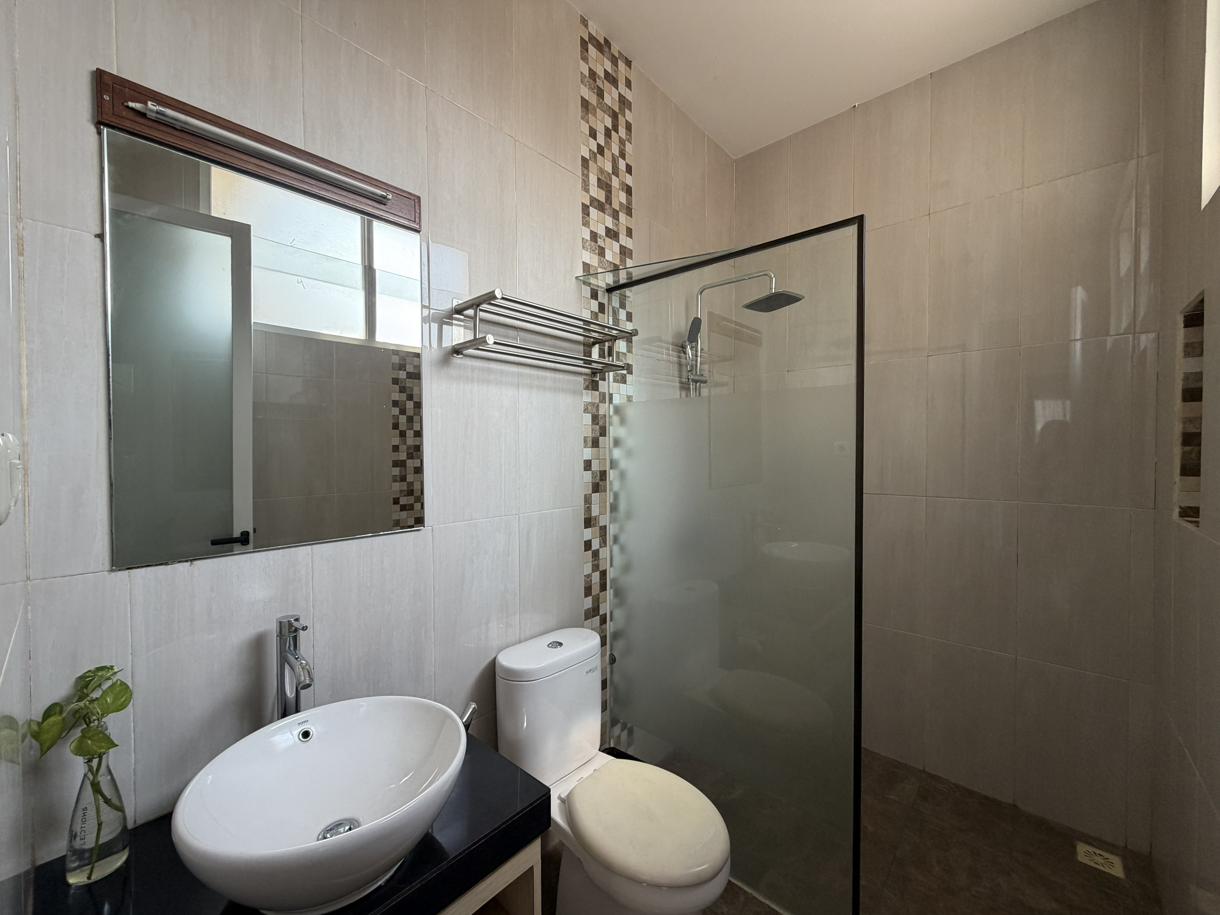 Bathroom 4, Cove Valley Residence, South Jakarta