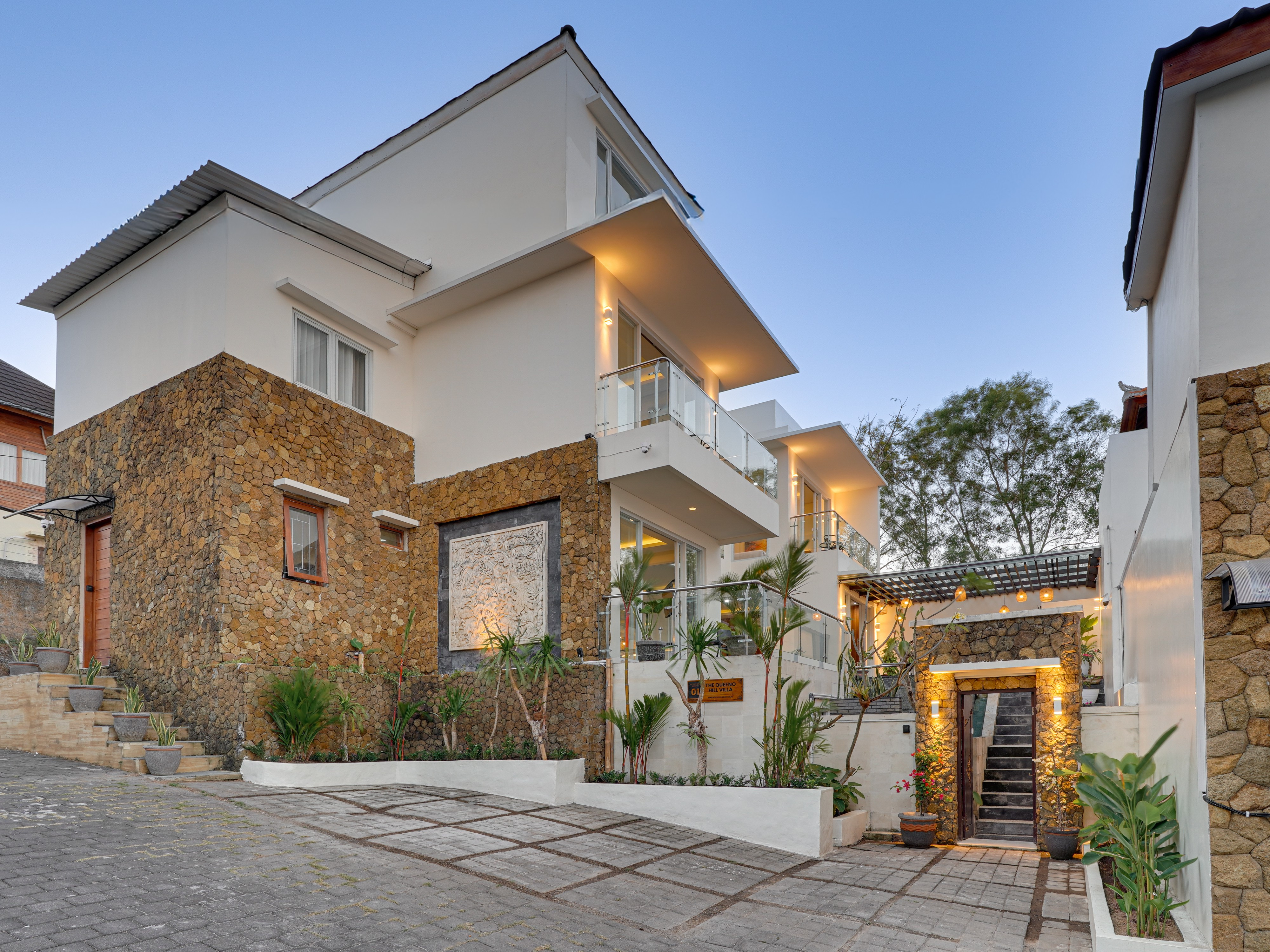 Exterior 2, The Queeno Hill Villa by Nabe Hospitality Management, Badung