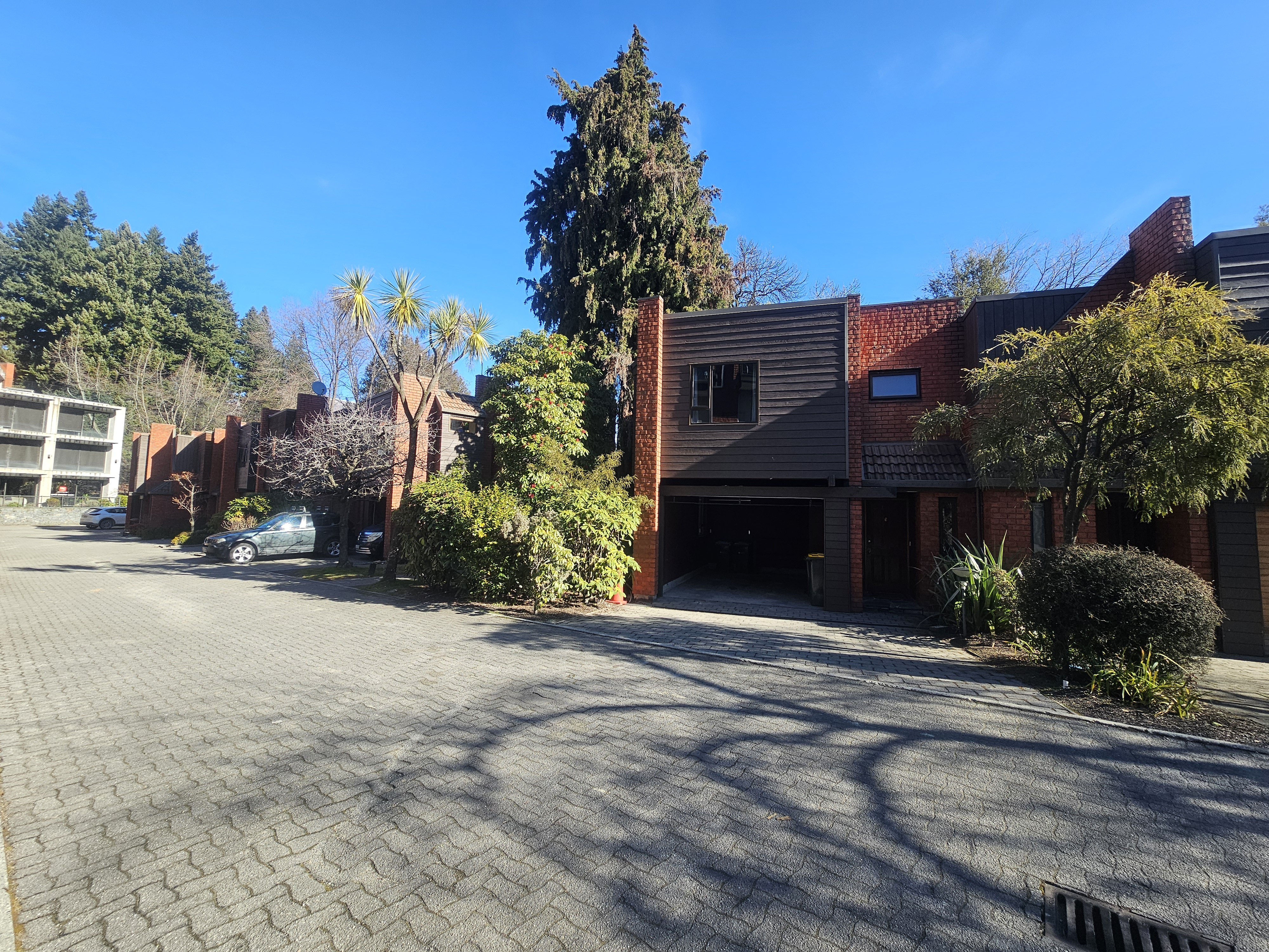 Exterior & Views 4, Penrich Court, Queenstown-Lakes