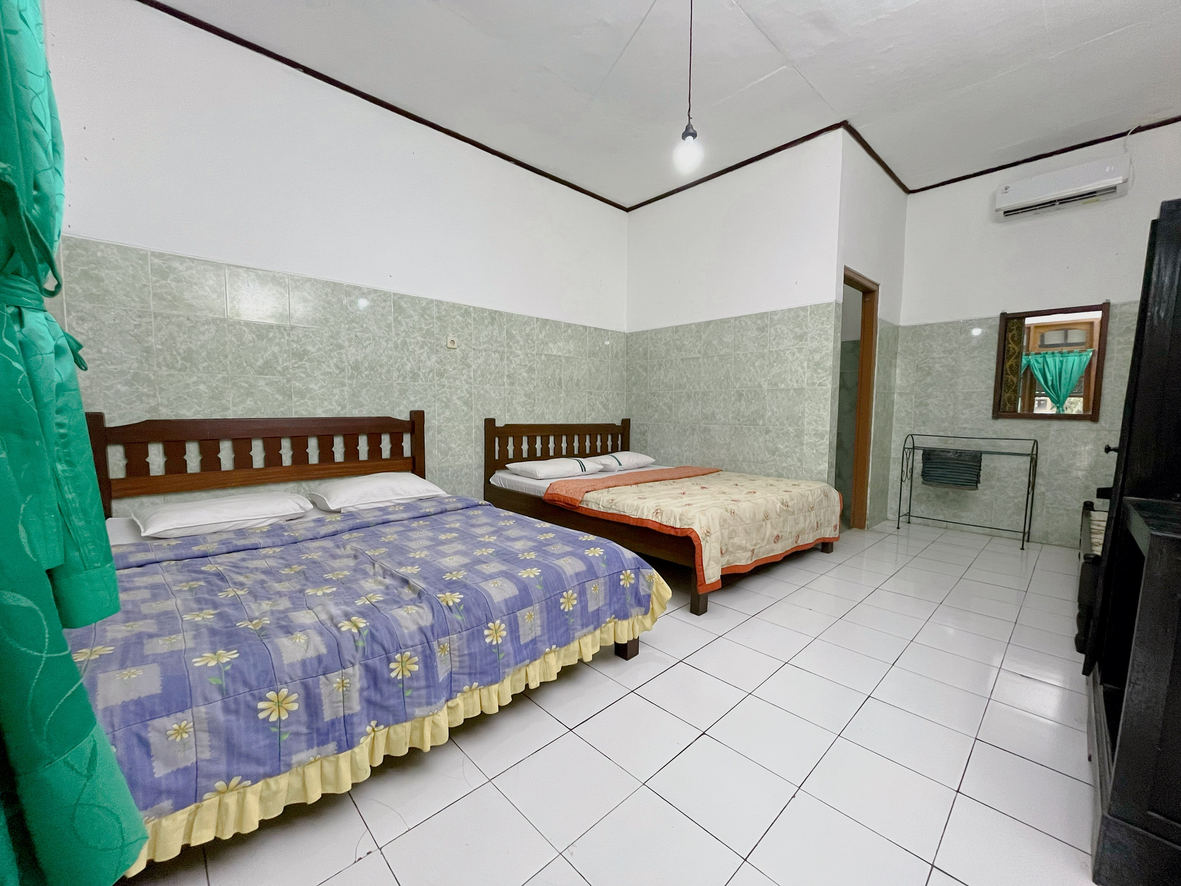Bedroom 2, Hote Sala 3 Near UGM, Yogyakarta
