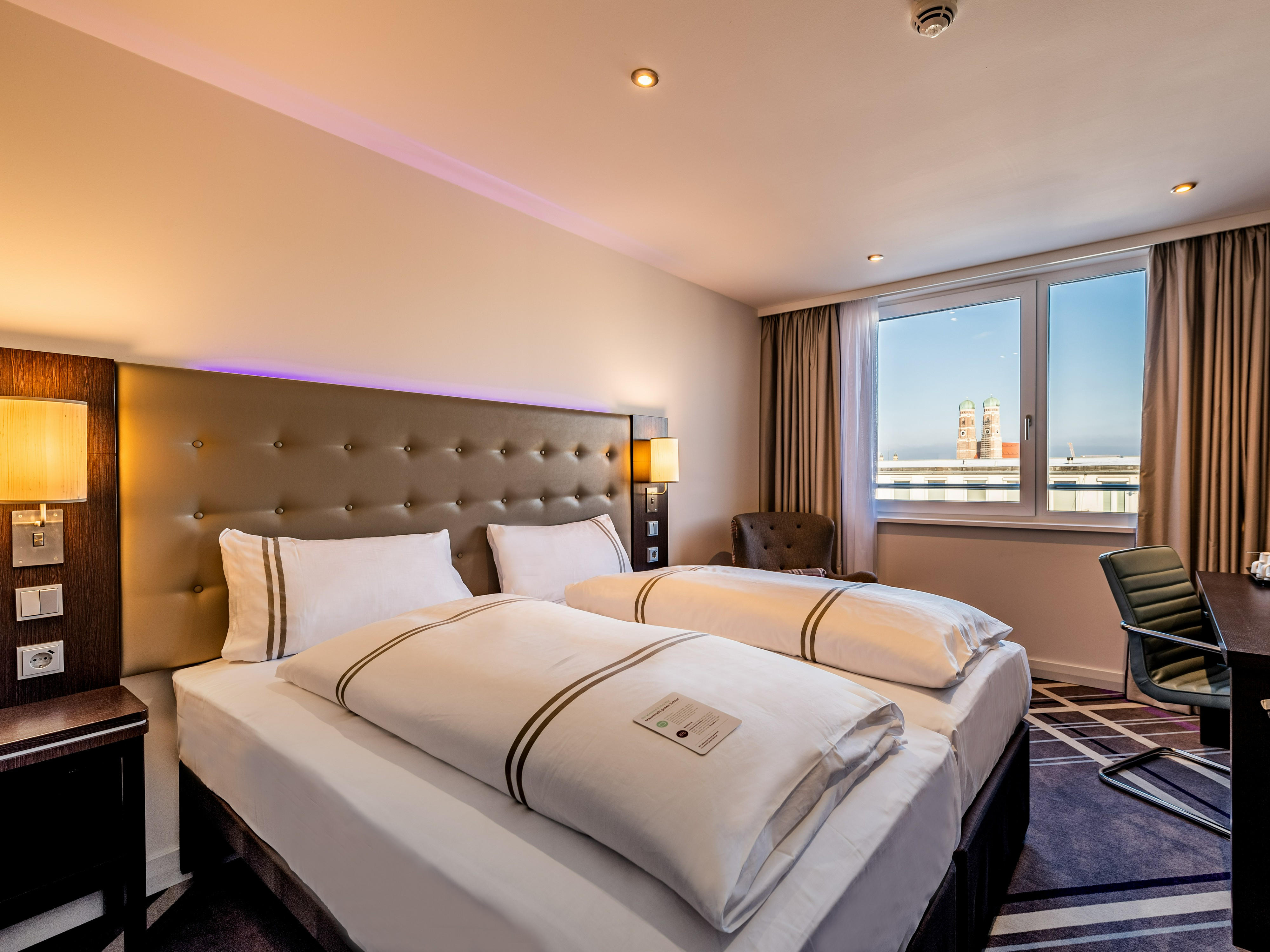 Bedroom 3, Premier Inn Muenchen City - Zentrum, München