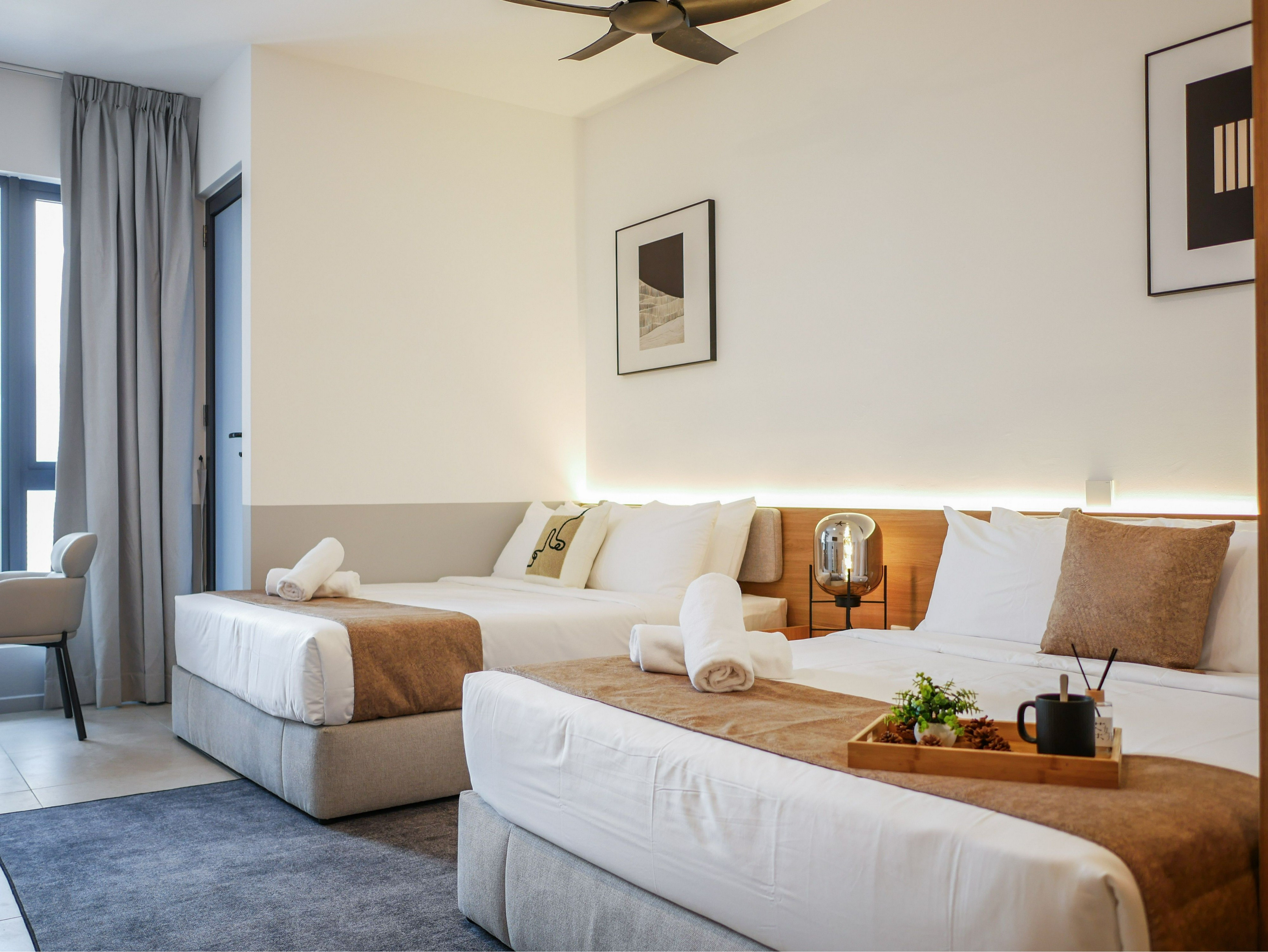 22 Macalisterz Premium Suites Penang by BYON Room Type - Modern Minotti Studio Suite