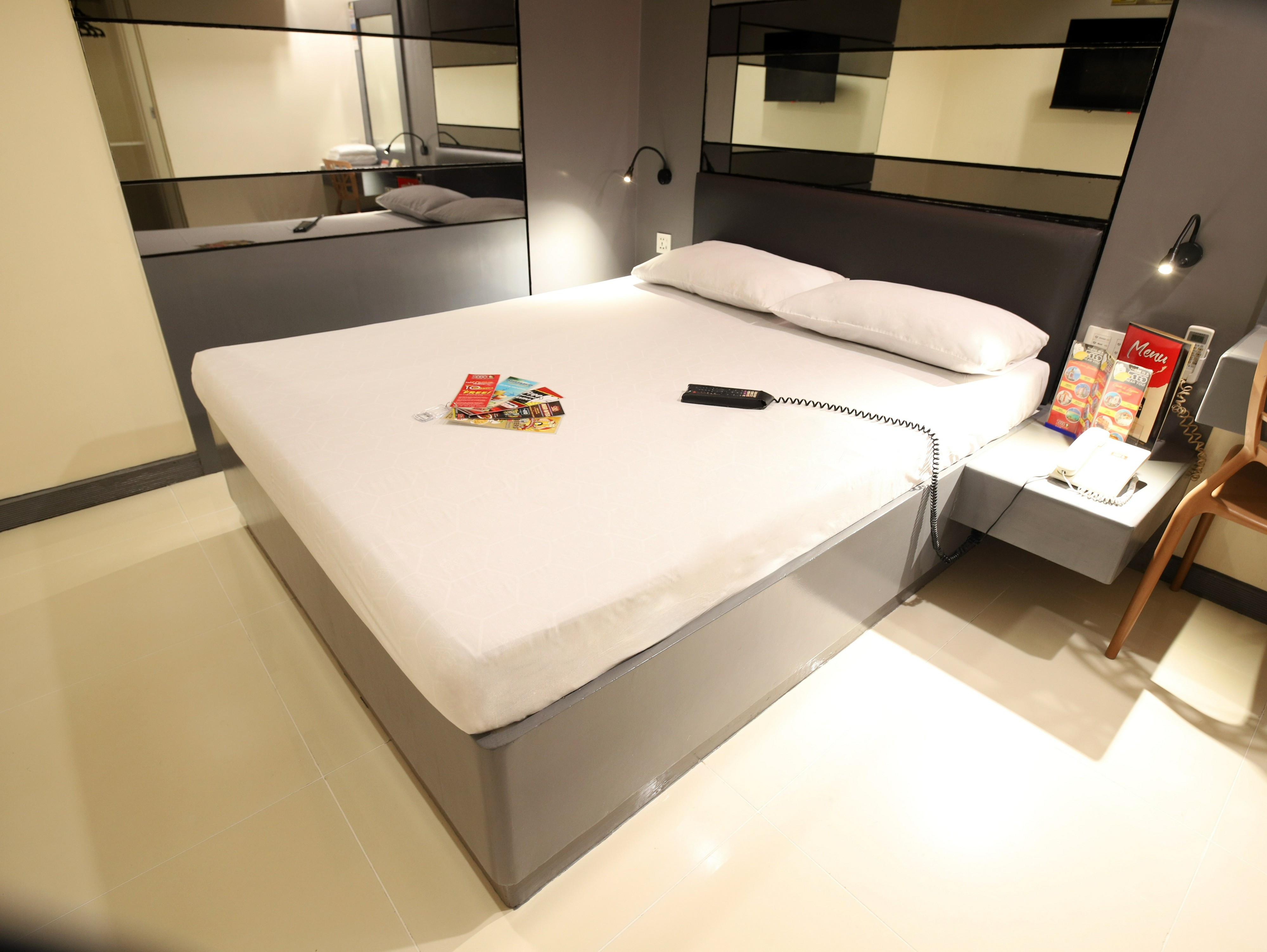 Bedroom 3, Hotel Sogo EDSA Cubao, Quezon City