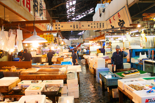 Tokyo Food and Drink Tour at Tsukiji Outer Market
