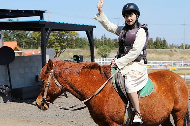 Cart and Horse Riding Experience at Ranch Cafe Deureu Kumda