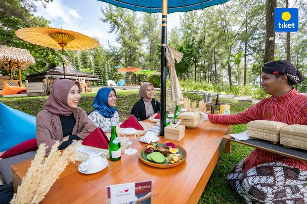 Makan Siang dan Piknik di Dagi Abhinaya Borobudur