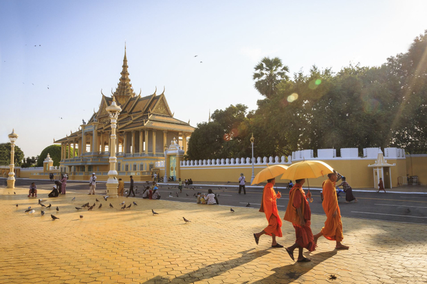 Phnom Penh’s Old District Private Tour by Urban Tales Adventure