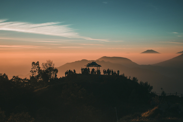 Blind Mans Bluff porno Naychada it va ayol jinsiy aloqada bolgan video