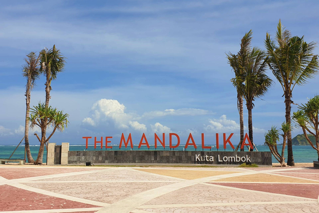 1D Mandalika Tur & Bukit Malaka by Fayn Bali