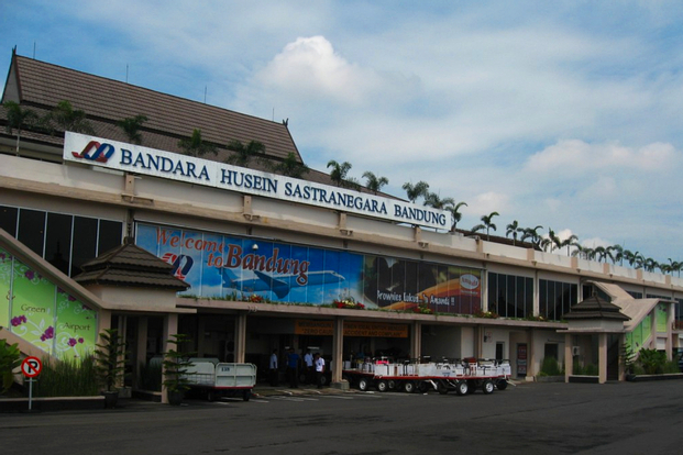 [SALE] Private Husein Sastranegara International Airport Transfers (BDO) for Bandung