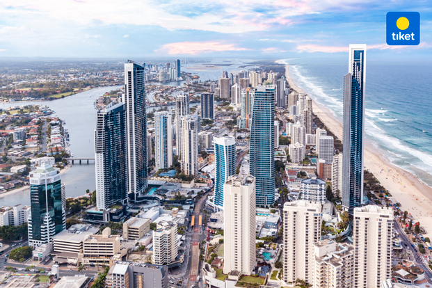 Shared Gold Coast Airport Transfers (OOL) for Gold Coast