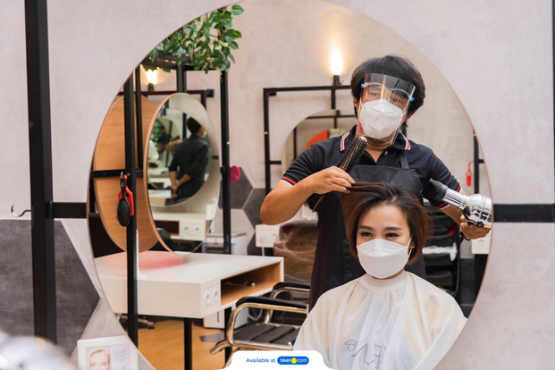 Gorjes Hair & Beauty Salon - Bintaro