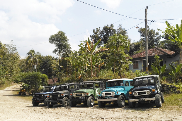 Jeep Wisata Kalibiru Yogyakarta by GO EXPLORE