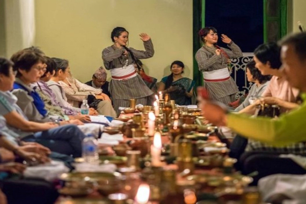 Cultural Dinner Show Pckpi2gq