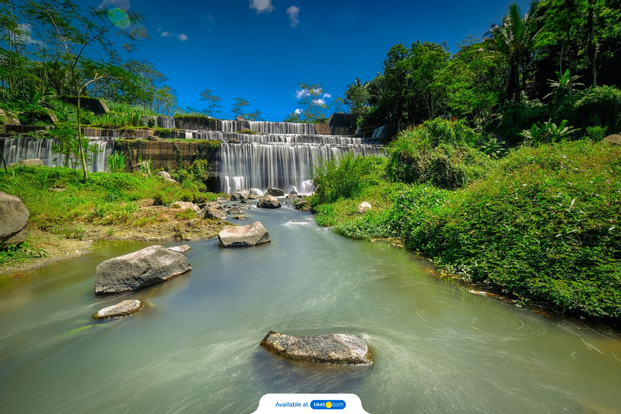 Instagramable Grojogan Watu Purbo Waterfall and Optional Borobudur Private Tour 