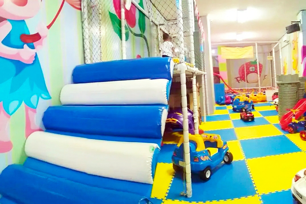 Happy Kiddy Mega Town Square