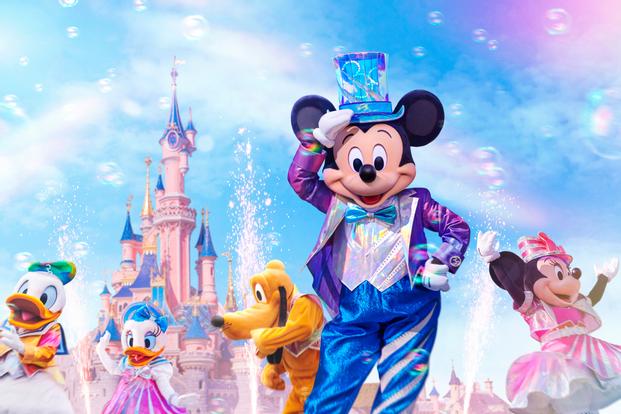Disneyland Paris -  Let the magic shine