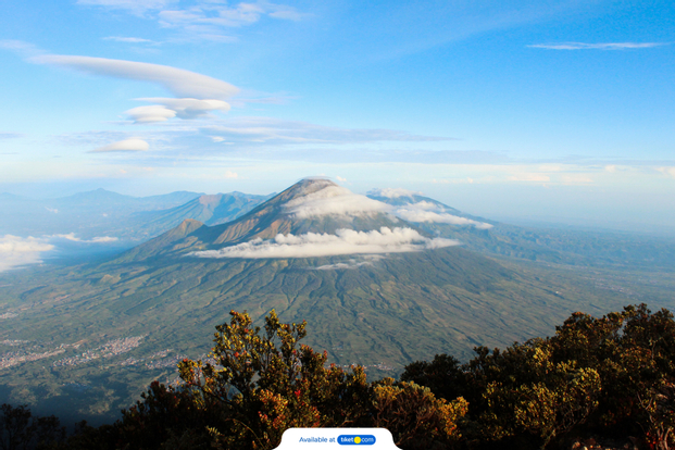 Mount Merbabu, Mount Sumbing or Mount Sindoro Hiking Experience from Yogyakarta