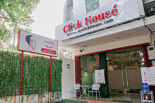 Click House Skin Care Clinic - Bandung