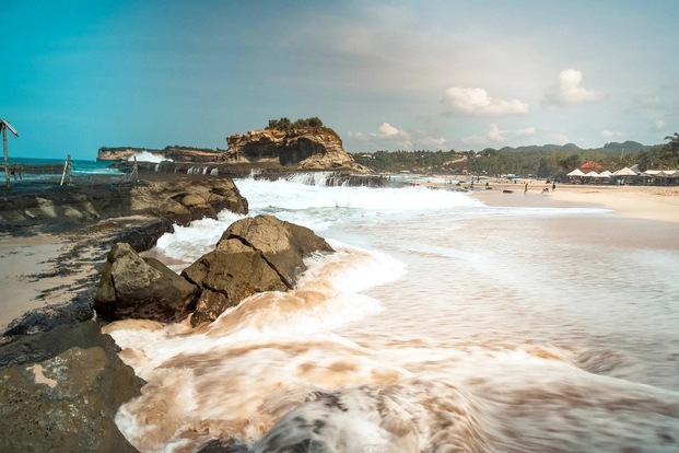 Paket Wisata Goa Gong, Pantai Klayar dan Sungai Maron Pacitan By Arowisata 0YqyQV9Y
