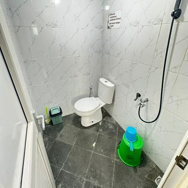Bathroom 2, Glamping Bumwa By Expert, Karanganyar