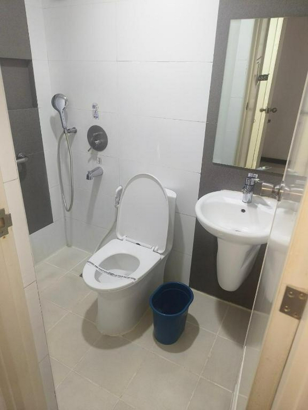 Bathroom 5, Hotel Sogo Naga, Naga City