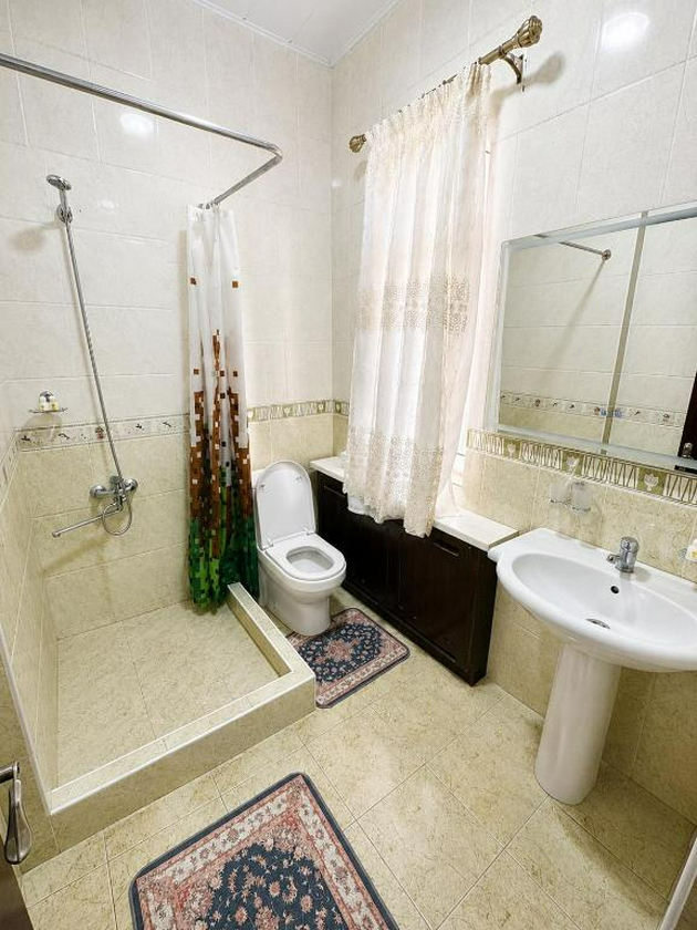 Bathroom 3, Sarbon Hotel Tashkent, Tashkent City