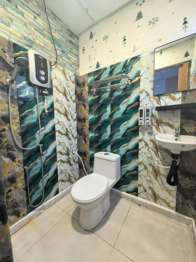 Bathroom 4, Tang Hotel, Kota Setar