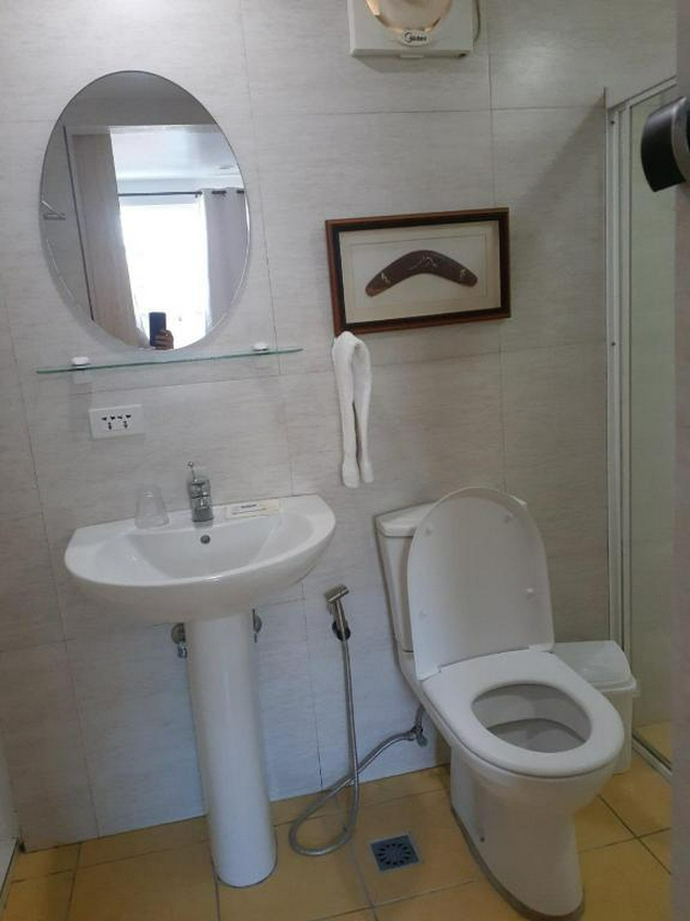 Bathroom 5, Bluewaves Beach House, Malay