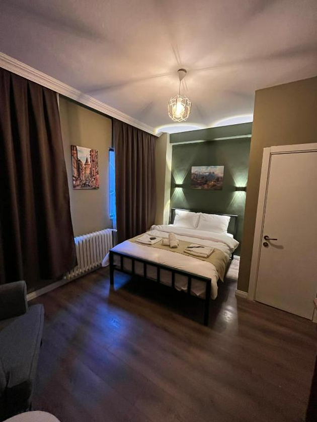 Bedroom 4, Beybun Hotel, Beyoğlu