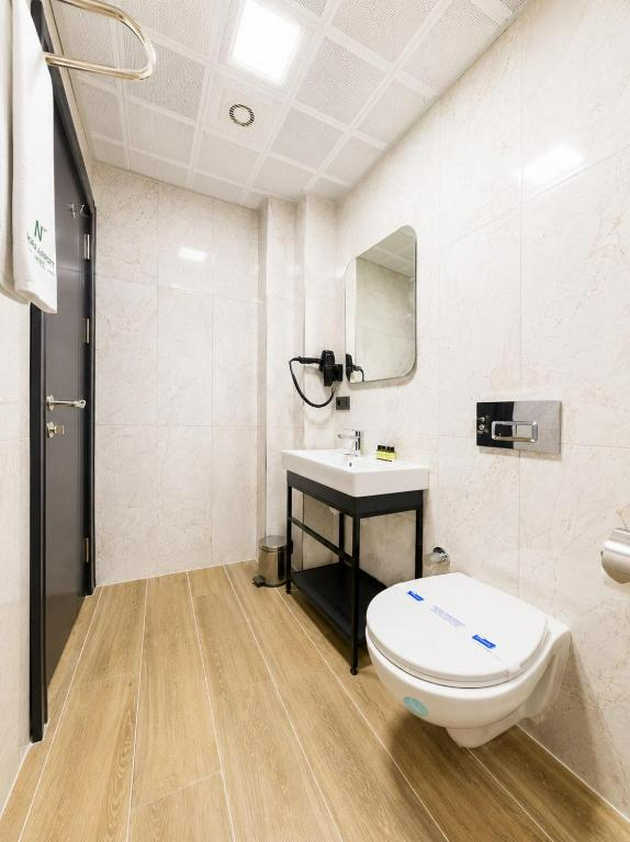 Bathroom, Nora Airport Hotel, Arnavutkoy