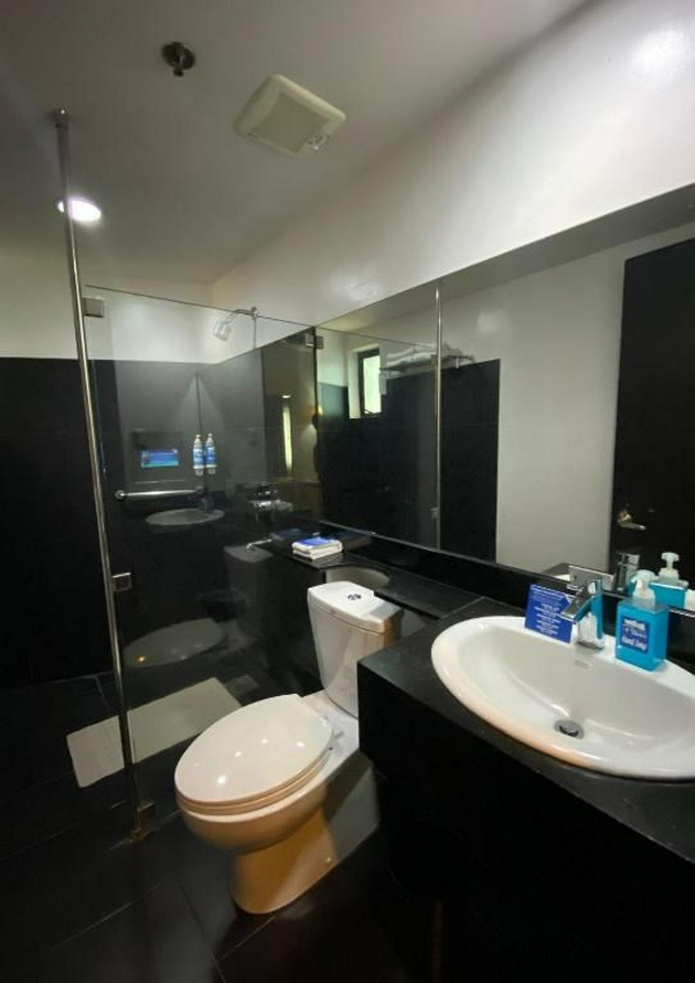 Bathroom, Pillows Hotel Cebu, Cebu City