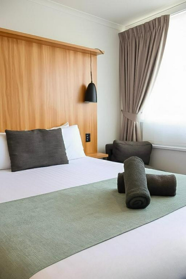 Bedroom 4, Noa Hotel, Waitakere