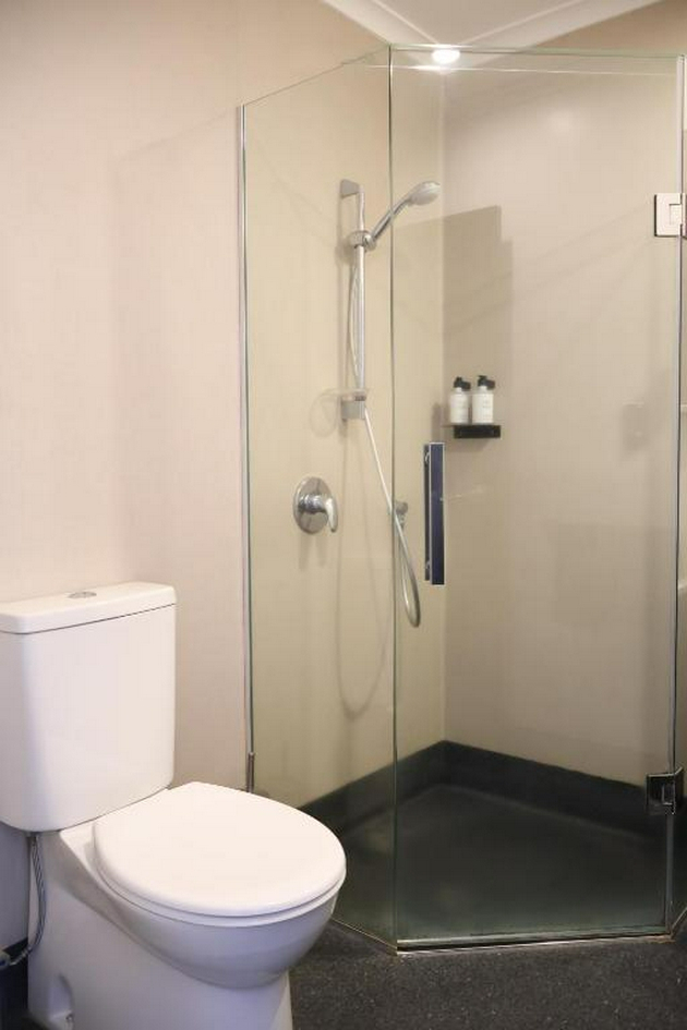 Bathroom 5, Noa Hotel, Waitakere