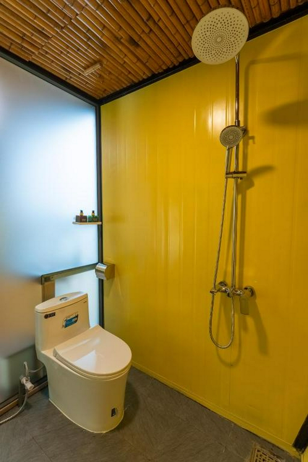 Bathroom, Old Tree Garden, Da Nang