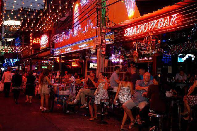 Bangkok Bar Hopping Tour by MyProGuide Thailand