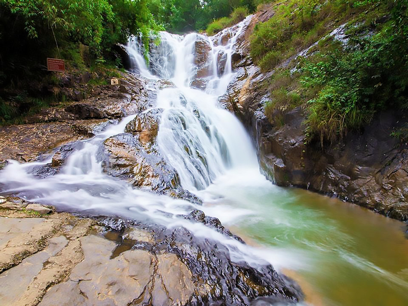 Tiket Da Lat Conquer Langbiang Mountain, Datanla Waterfall Day Tour ...